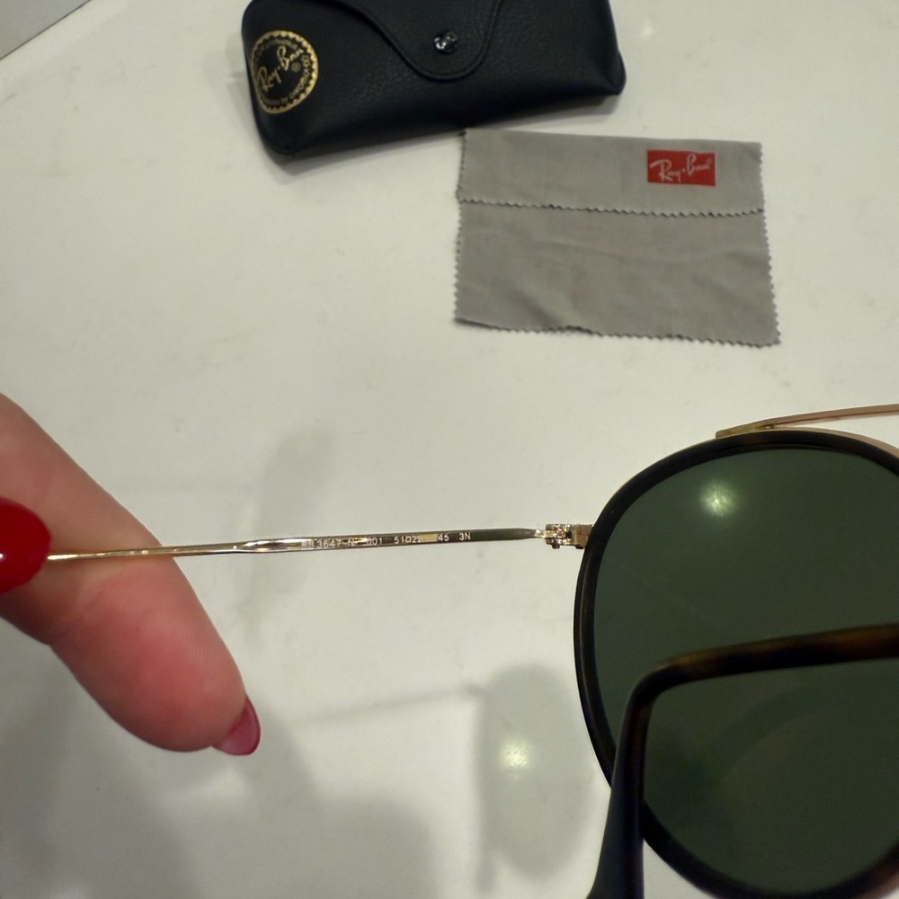 RayBan Round - Picture 5 of 7